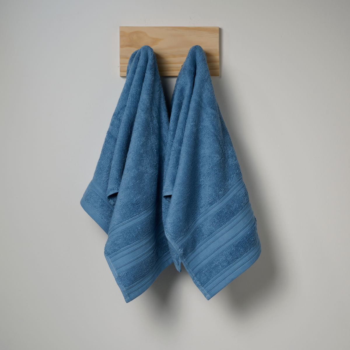 10 02 0079 Kit Toalha e Rosto Majestic Azul OUTLET 001